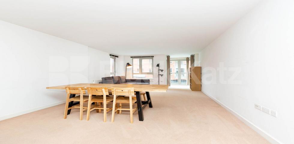 A beautiful two bedroom, two bathroom apartment located just off Holloway Road Eden Grove , Holloway